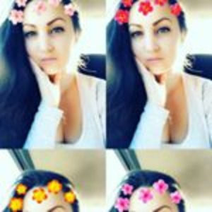 Meet your Posher, Lara